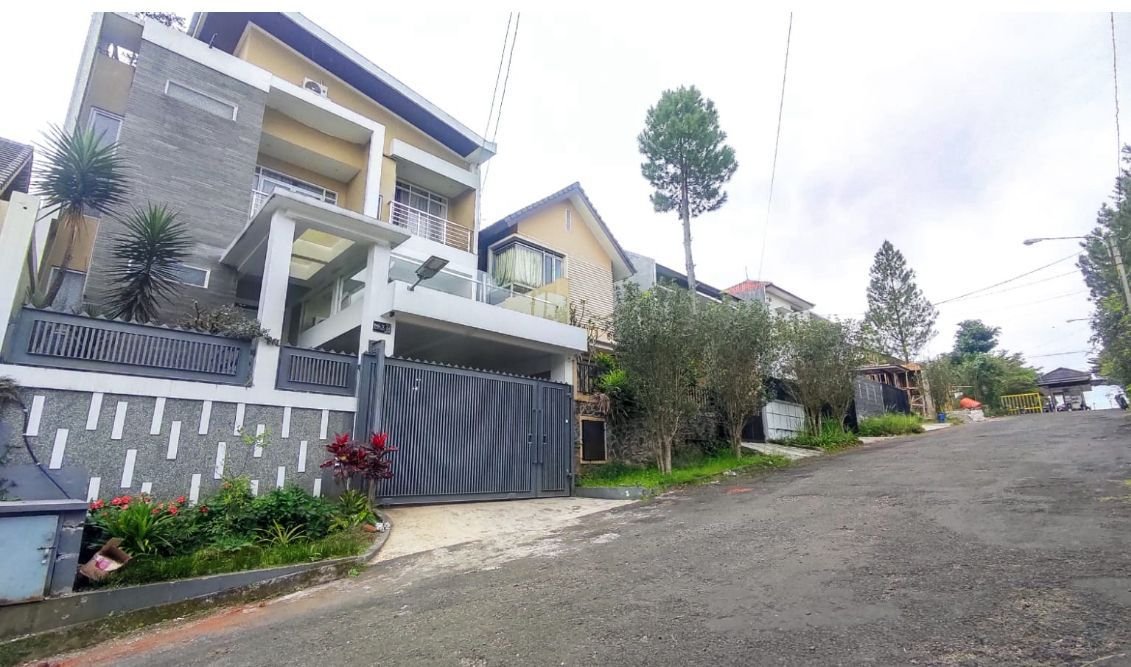 JUAL RUMAH MODERN MINIMALIS BANDUNG